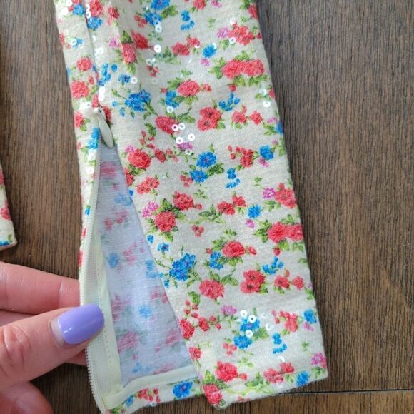 PushBUTTON Sequin Flower Turtleneck size S 4 6 - Picture 9 of 13